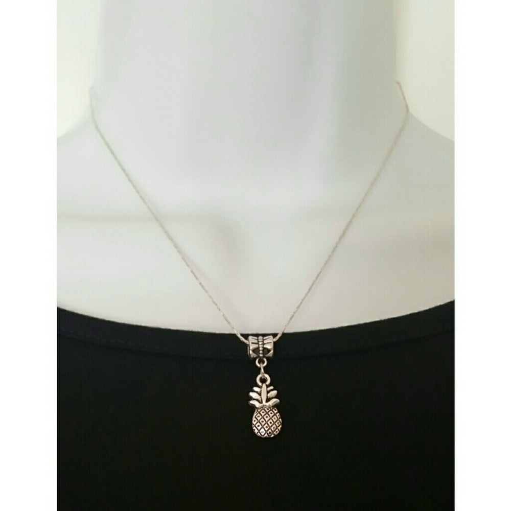 Pineapple necklace